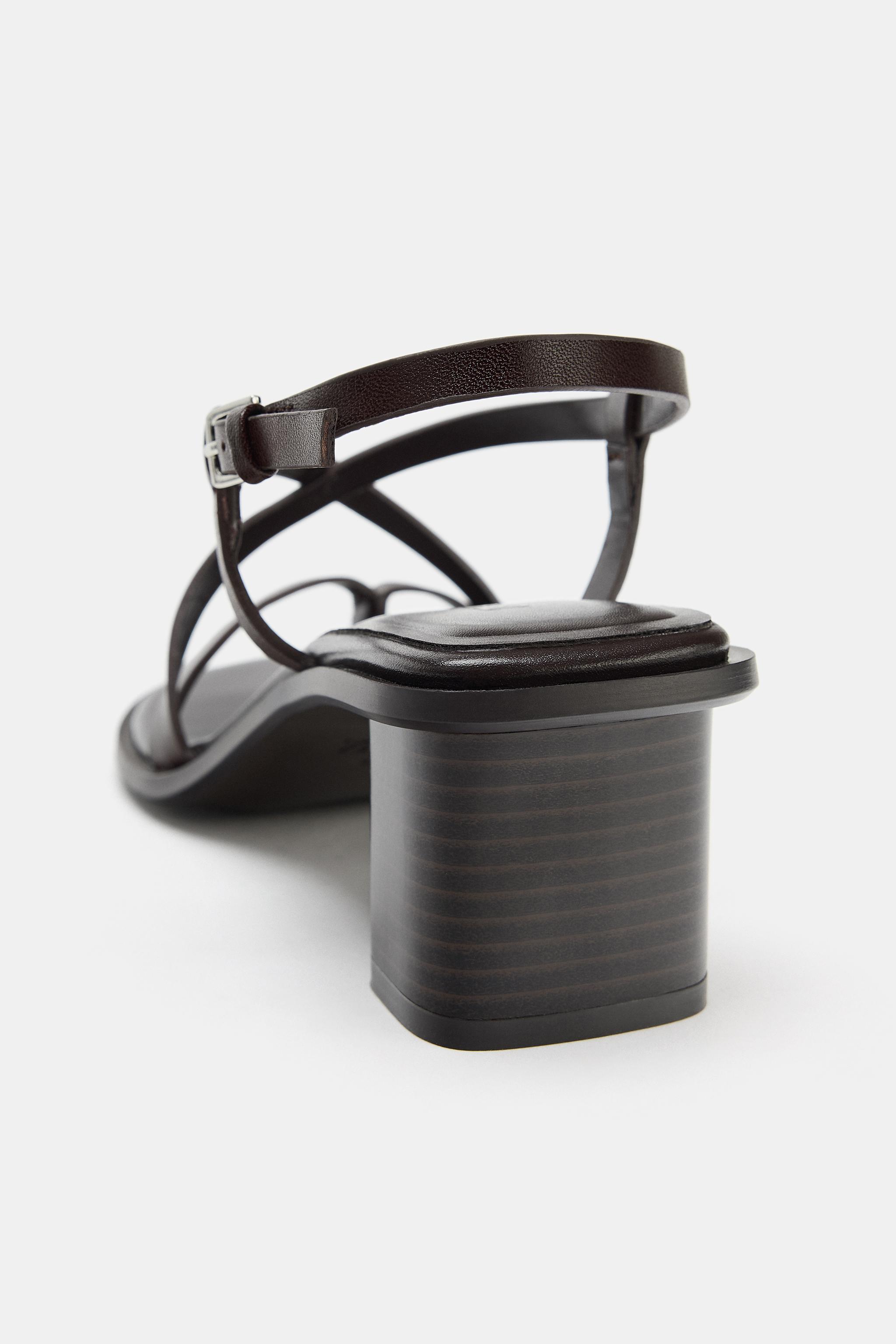 LEATHER WIDE HEEL SANDALS